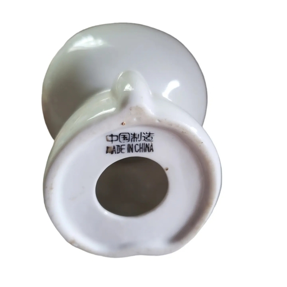 Vintage white kitty bank with orange stripes - Picture 3 of 3